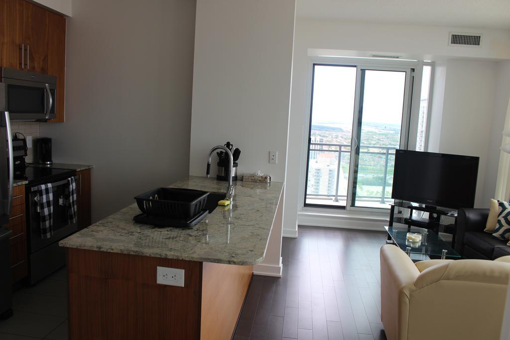 Elite Suites Mississauga Exterior photo